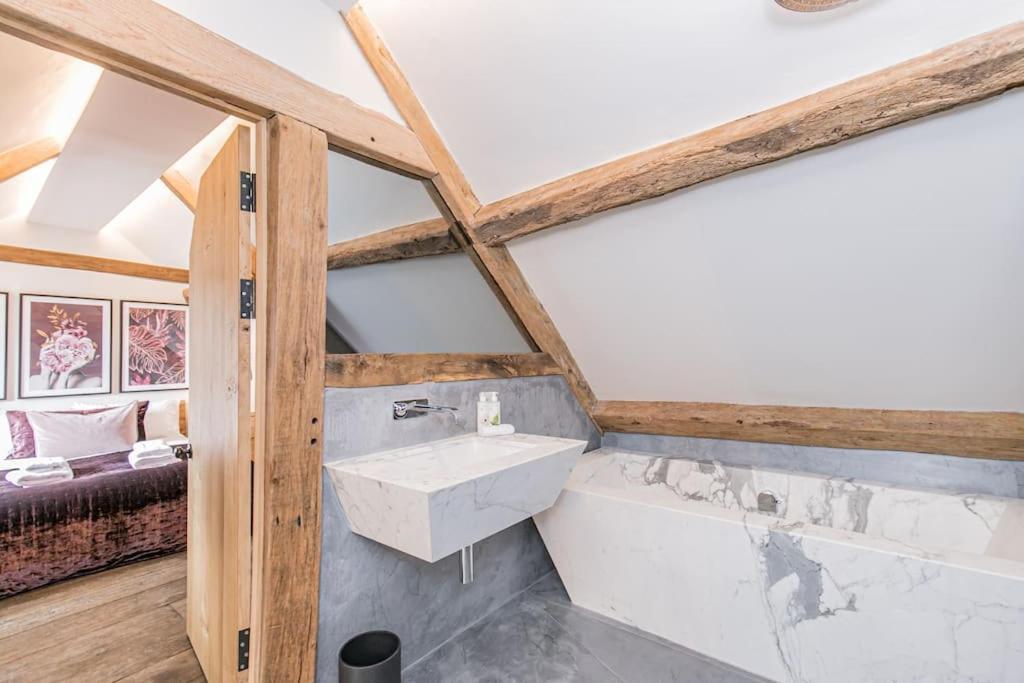 Oxfordshire Living - The Vanbrugh Apartment - 伍德斯托克 外观 照片
