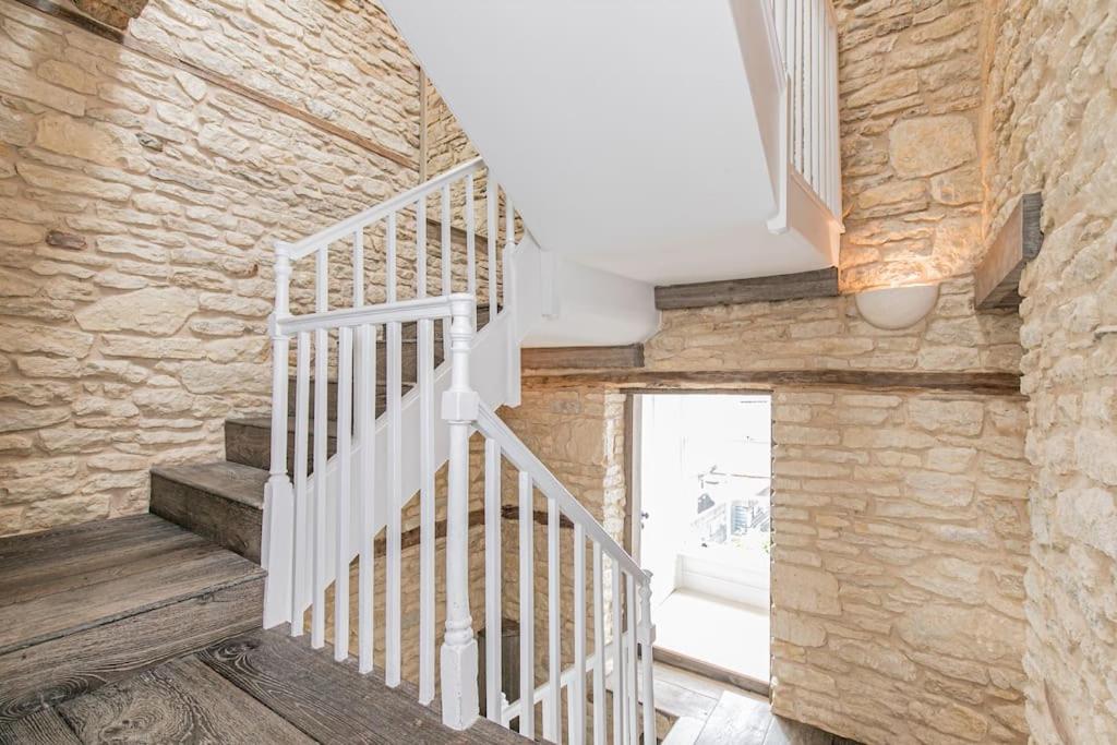 Oxfordshire Living - The Vanbrugh Apartment - 伍德斯托克 外观 照片