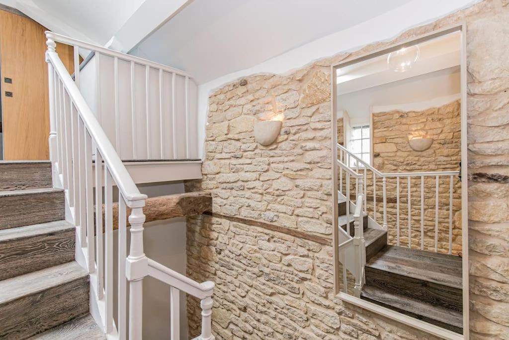 Oxfordshire Living - The Vanbrugh Apartment - 伍德斯托克 外观 照片